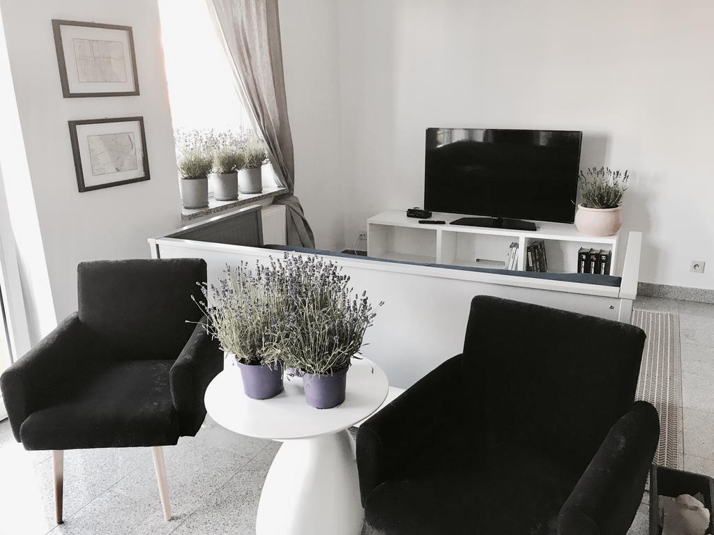 Apartament Lavender Śrem Exteriér fotografie